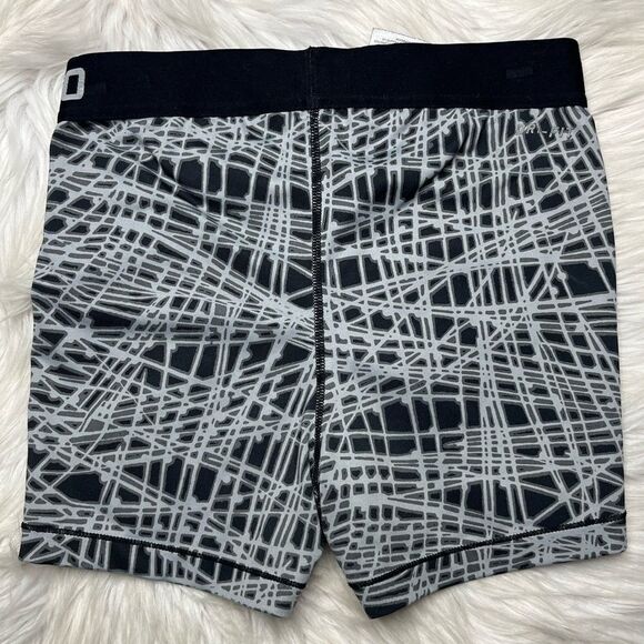 Nike Pro Athletic Pull On Short Shorts Black and White Size Small - Picture 4 of 4
